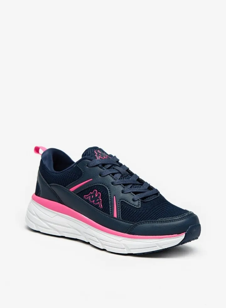 Women Lace Up Sports Shoes
