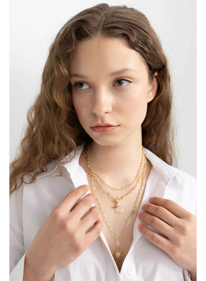 Woman Necklace