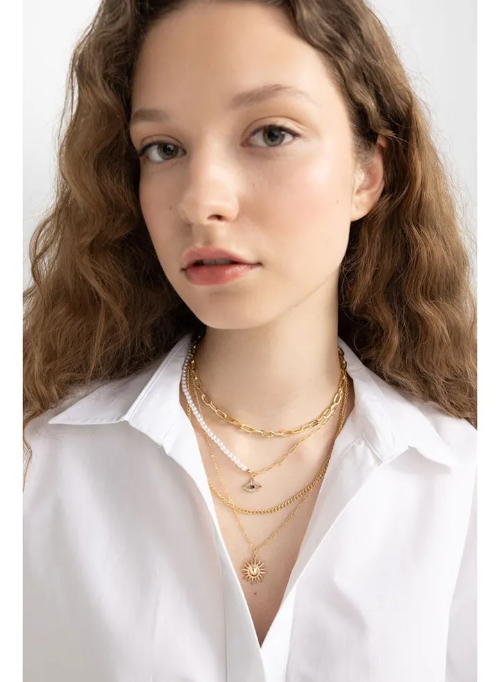 Woman Necklace