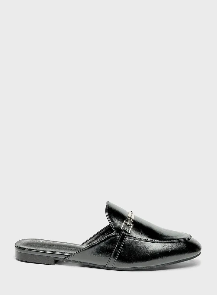 Essential Slip Ons