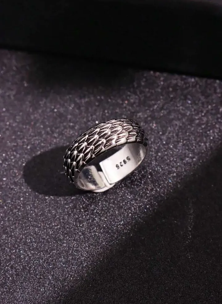 Elegant And Modern Antique Silver Plated Ring For Men One Size
