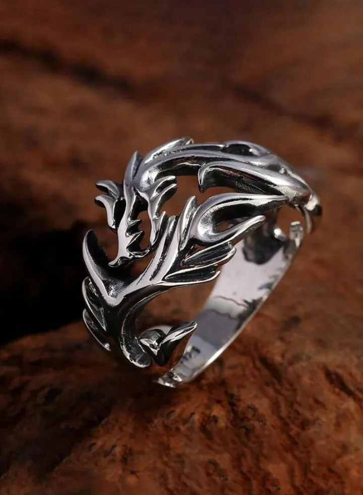 Elegant And Modern Ring For Men One Size