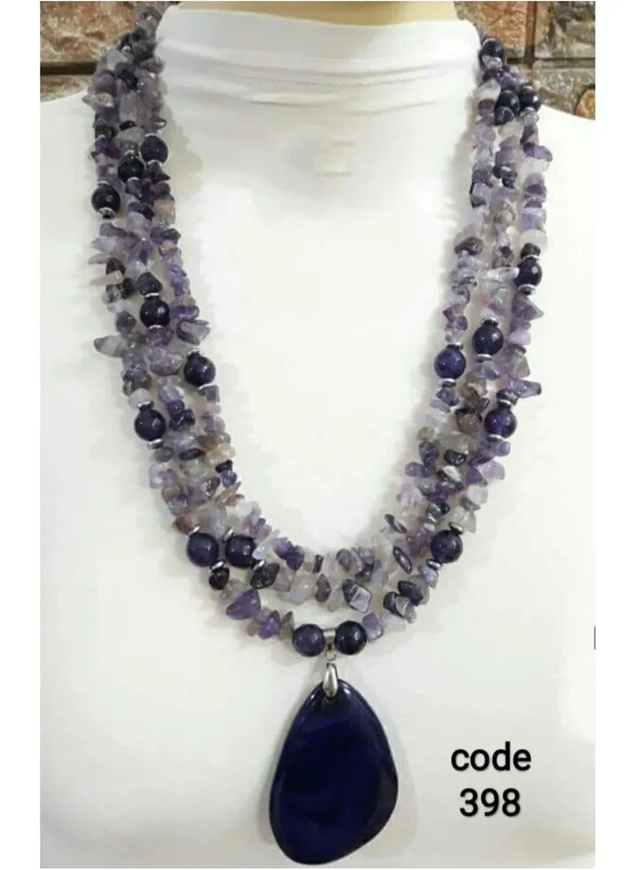 Multi-layered women's necklace made of natural amethyst stone