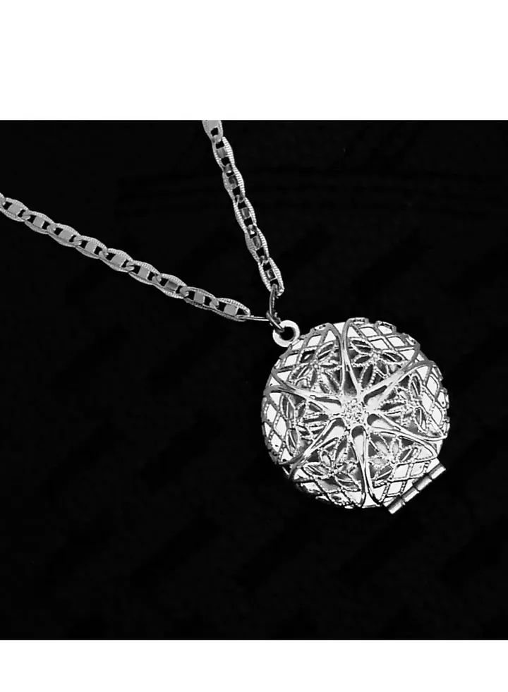 Elegant Locket Necklace Pendant for Women