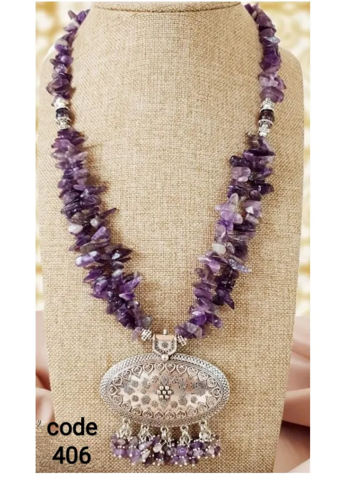 Women's necklace with two rounds of broken natural agate in mauve colors