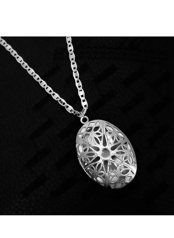 Elegant Locket Necklace Pendant for Women