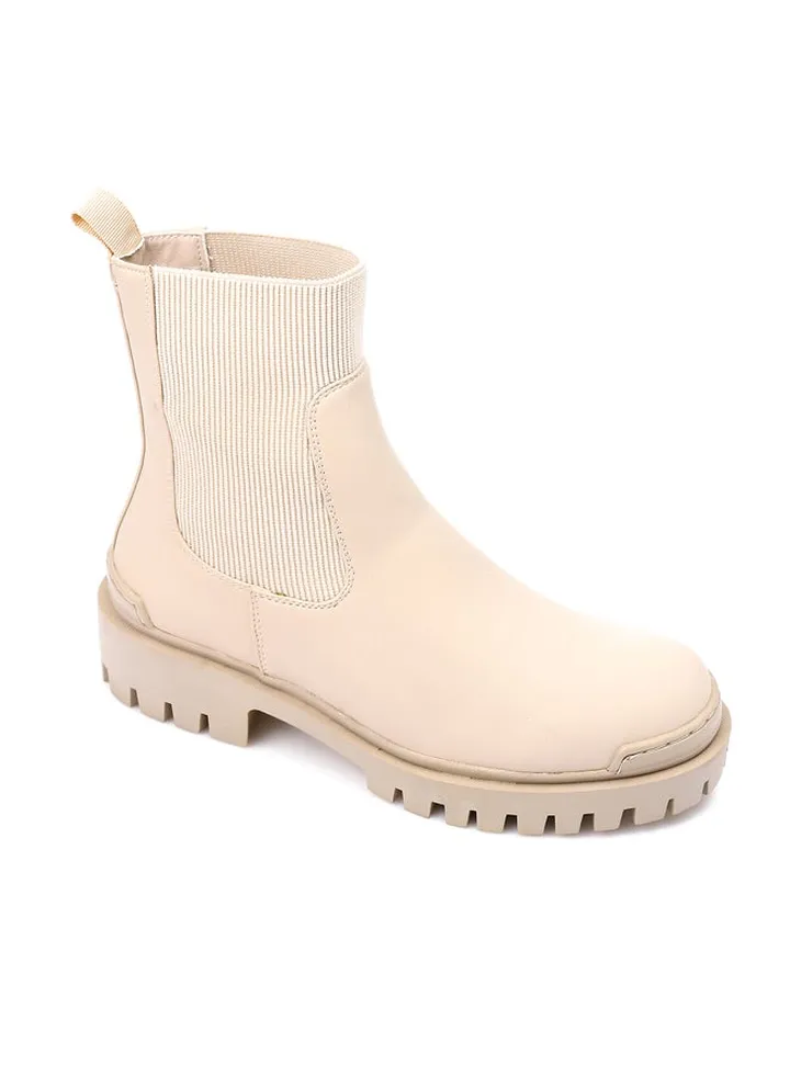 Women's fashionable mono colored half boots