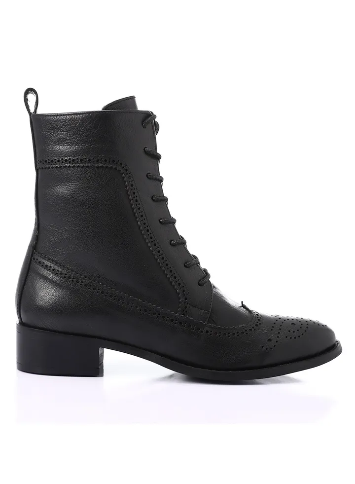 Perforated Pattern Lace Up Ankle Boots - Black