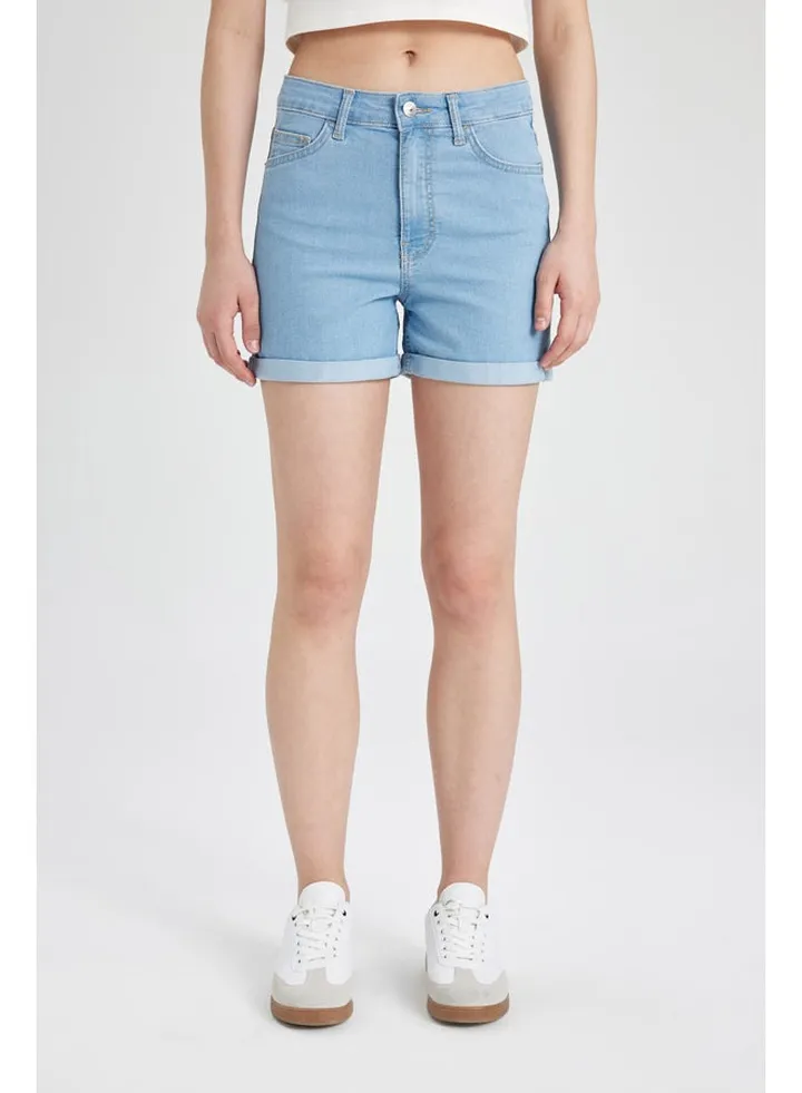 Woman Denim Shorts