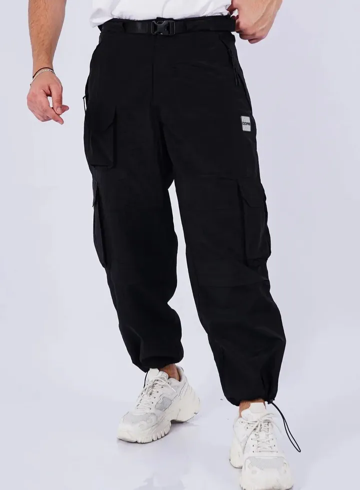 Men’s Belt Hook Plain Cargo With Belt Pants in Black
