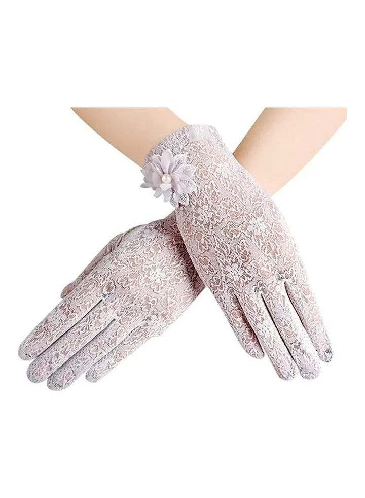 Pair Of Casual Embroidered Gloves White