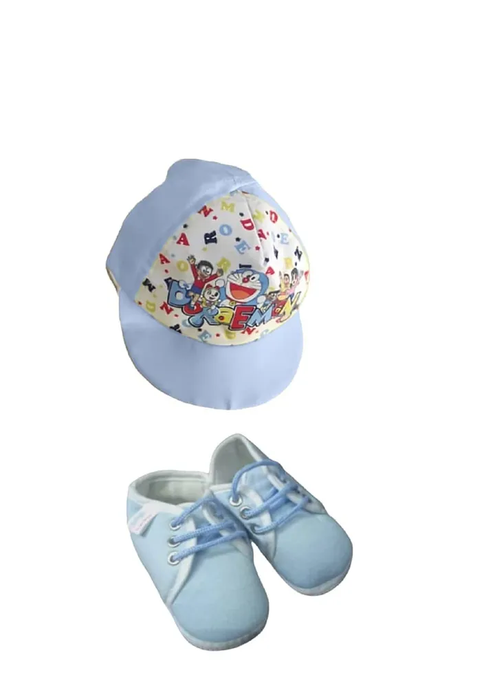 A hat for young children with shoes with a cute design, a sun hat to keep away sunburn