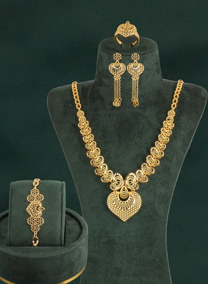 Charming Hearts Set with Gold Glitter by Khatoon®