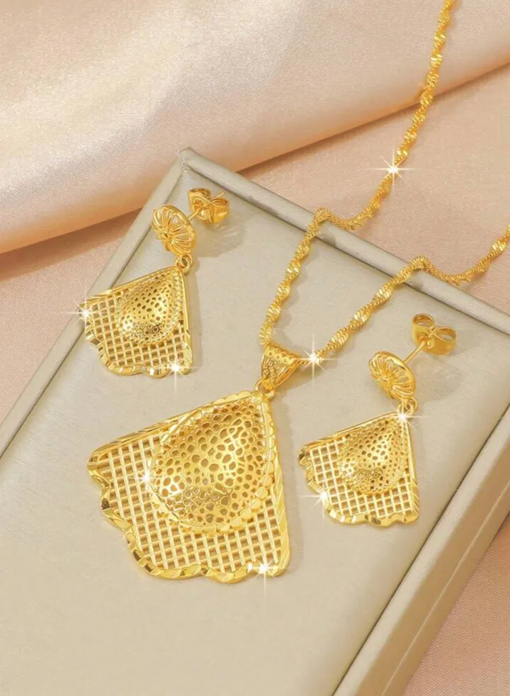 18k Gold Plated Necklace & Earrings Jewelry Set For Women