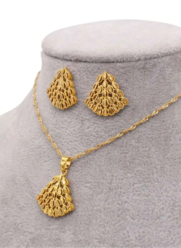 18k Gold Plated Necklace & Earrings Jewelry Set For Women