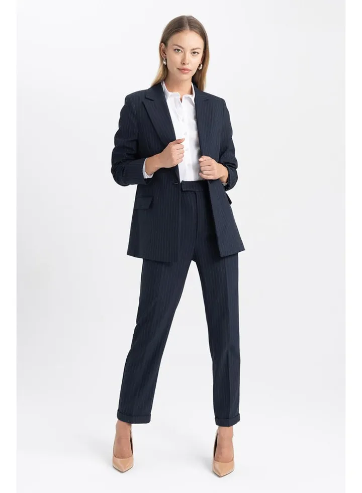 Woman Tapered Fit Woven Trousers