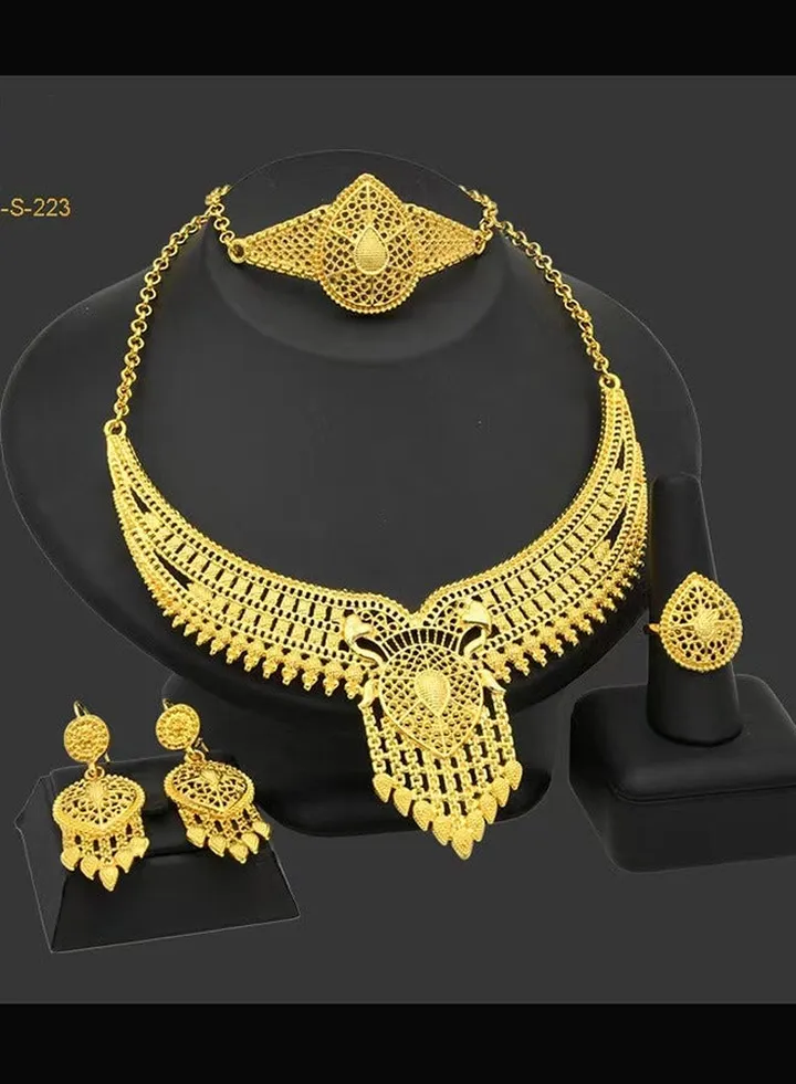 24K Gold-Plated Arabian Bride Necklace Earrings Ring Bracelet 4-Piece Wedding Jewelry Set