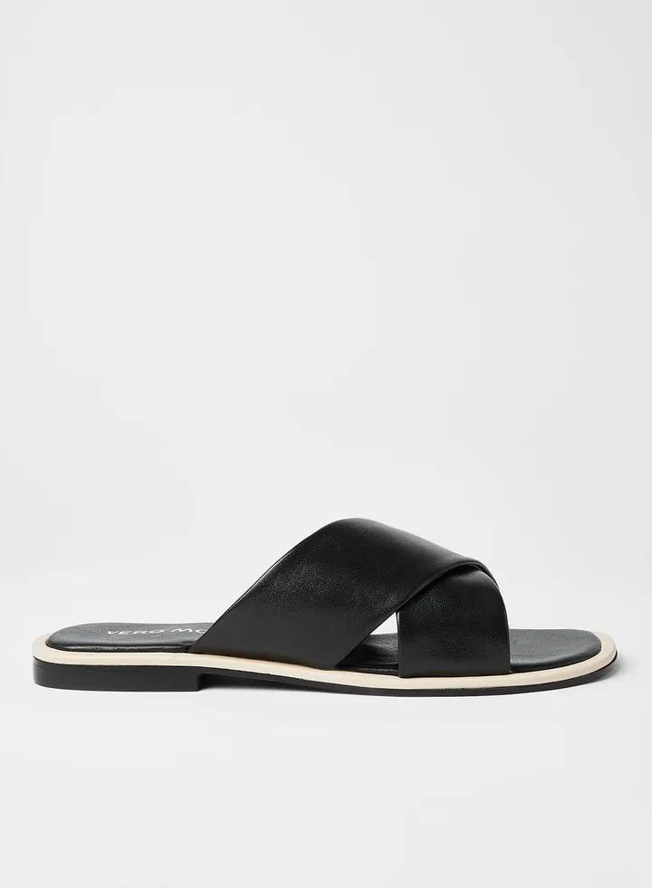 Criss-Cross Leather Strap Sandals Black