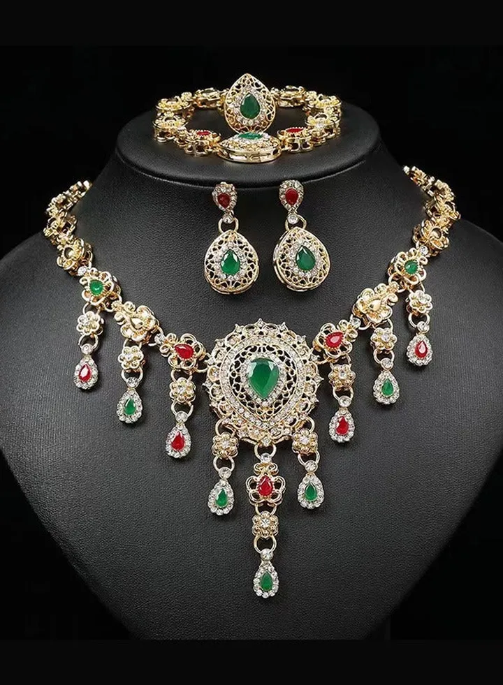 Arabic Exaggerated Necklace Earrings Bracelet Ring Four-Piece Wedding Party Jewelry Set Indian Style Jewelry Set