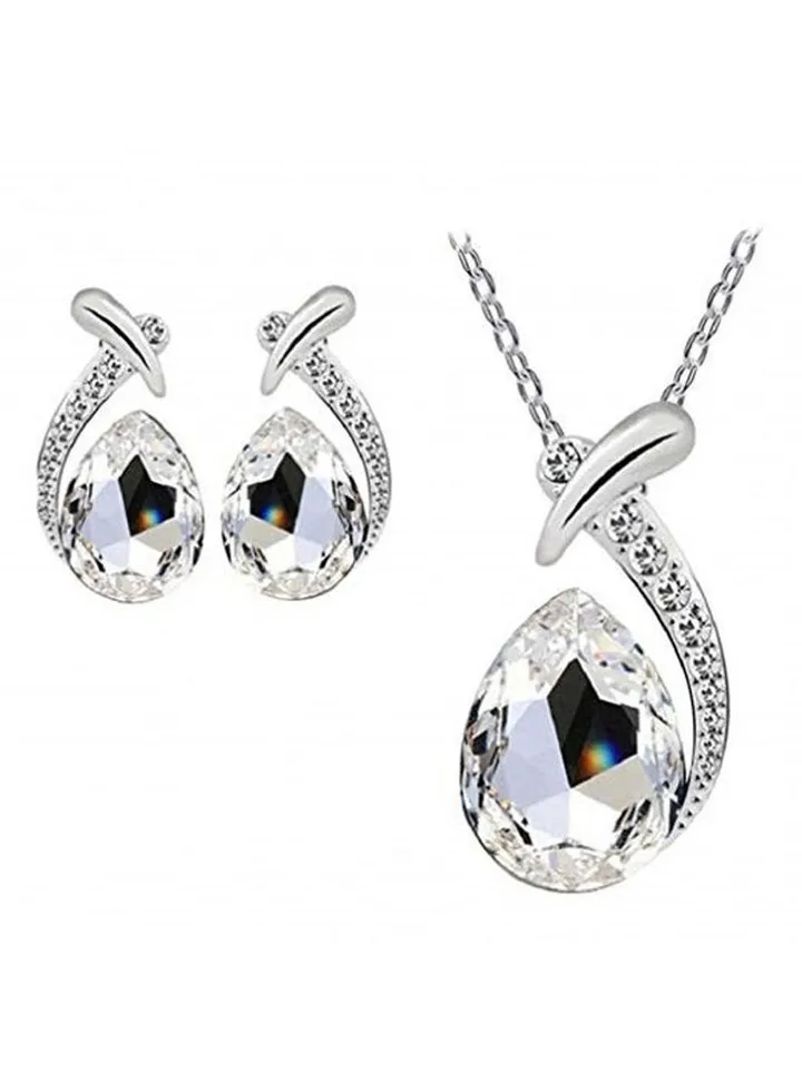 Stone Studded Metal Jewelry Set