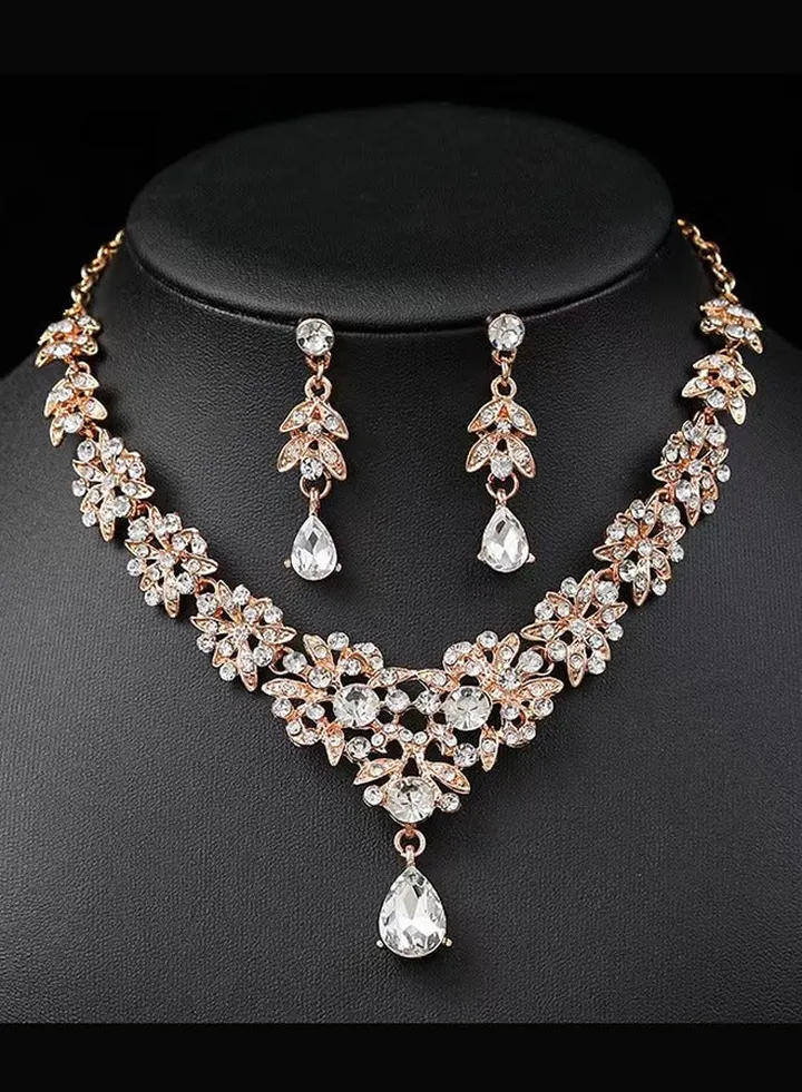 Bridal Wedding Jewelry Set Bridesmaid Party Choker Necklace Water Drop Pendant Earrings Sets for Women and Girls Zircon Dinner Dress Accessories