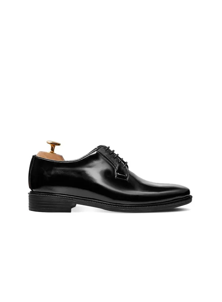 Brody Classic Shoes