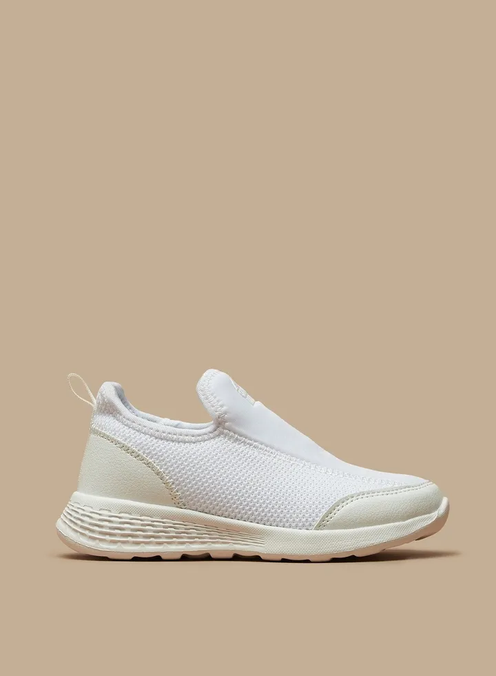 Boys Textured Slip On Sports Shoes