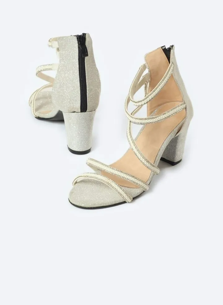 Half-boot Leather Sandals With Diamond-studded 5 Barrettes And 7cm Medium Height Heels