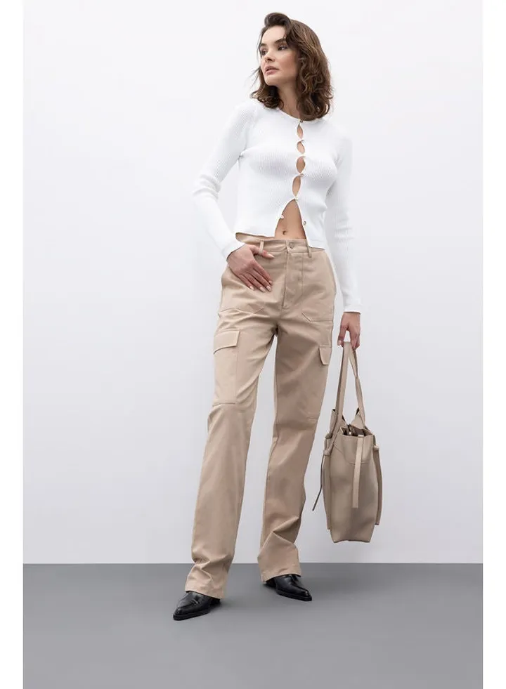 Woman Cargo Fit Woven Trousers
