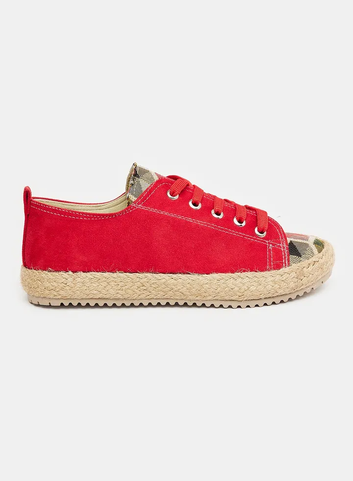 Fashionable Comfort