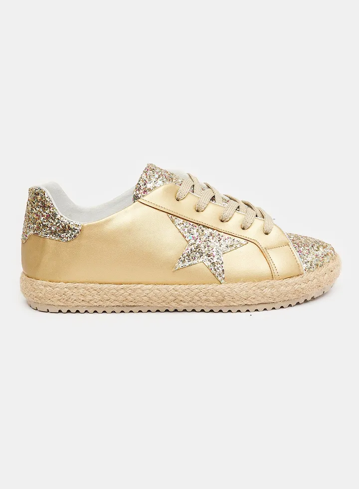 Fashionable Comfort