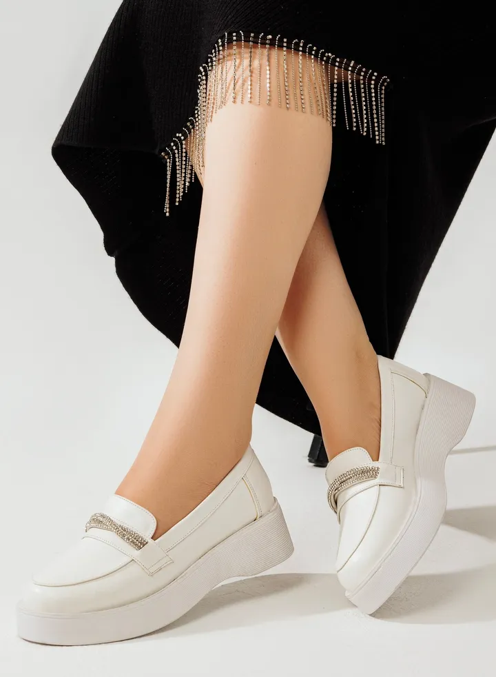 Ballerina Leather With Diamond Strap GZ-5 - White