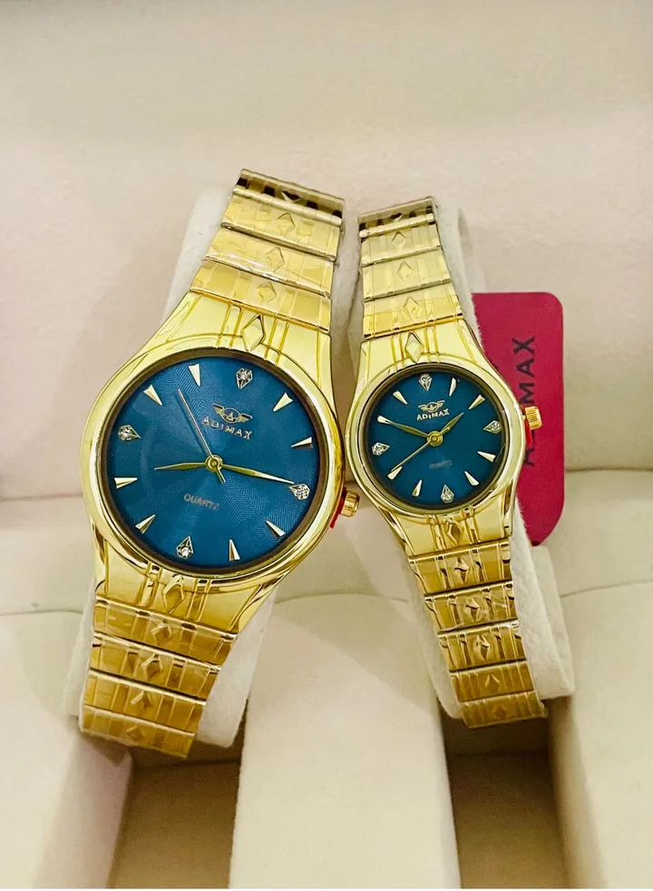 couple watches 2 pcs for men and women gold plate pawnable waterproof guarantee 100% with beautiful box