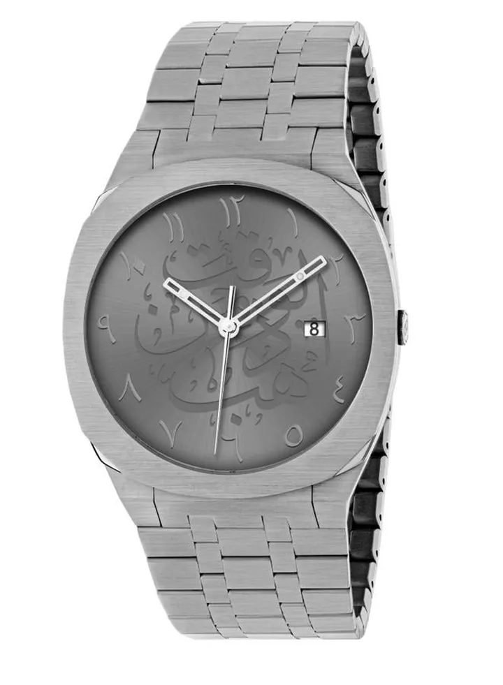 A modern men's watch, Steel, with Arabic Numbers