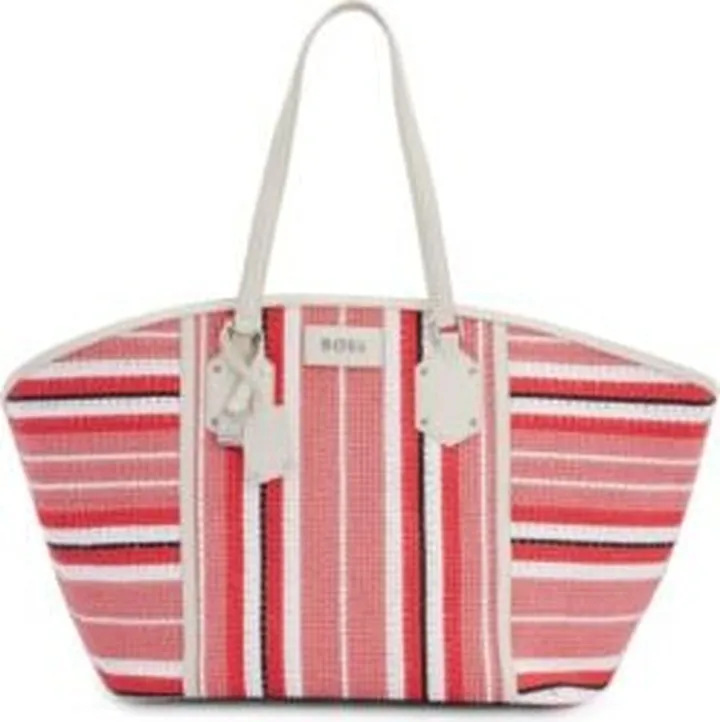 Leather-trimmed tote bag in multi-colored raffia