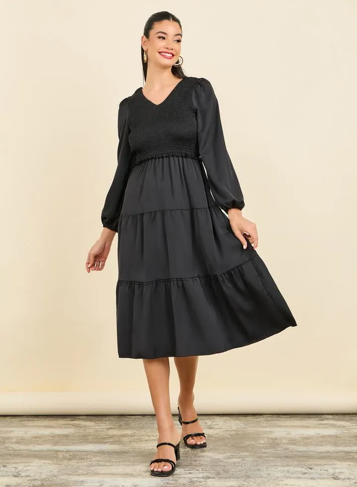 Smocked Detail Tiered Midi Dress