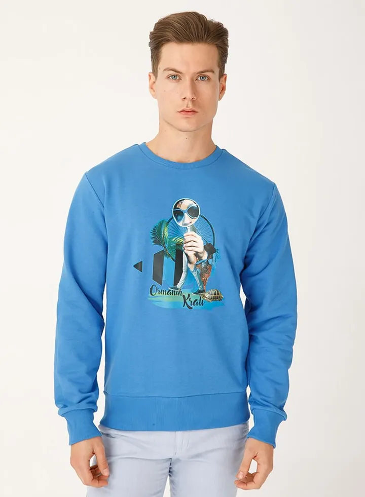 BiggDesign Nature King of the Forest Men's Sweatshirt Long Sleeve, Soft and Thick Fabric, Blue, X-Large