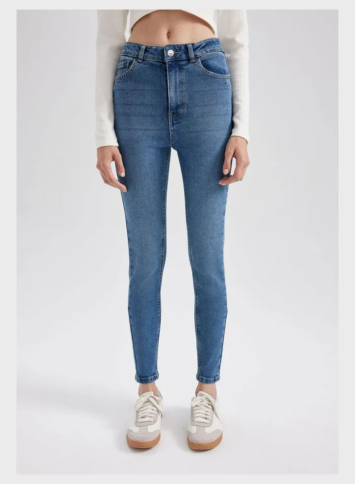 High Waist Jeans