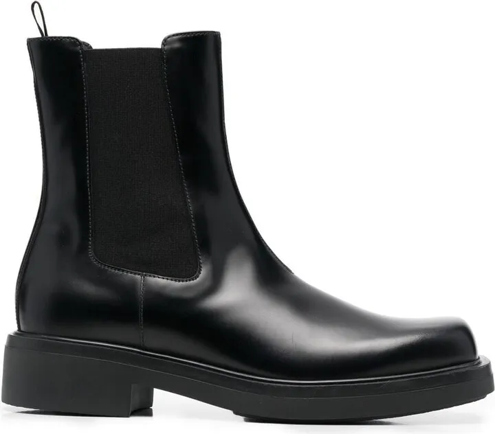 brushed-finish Chelsea boots
