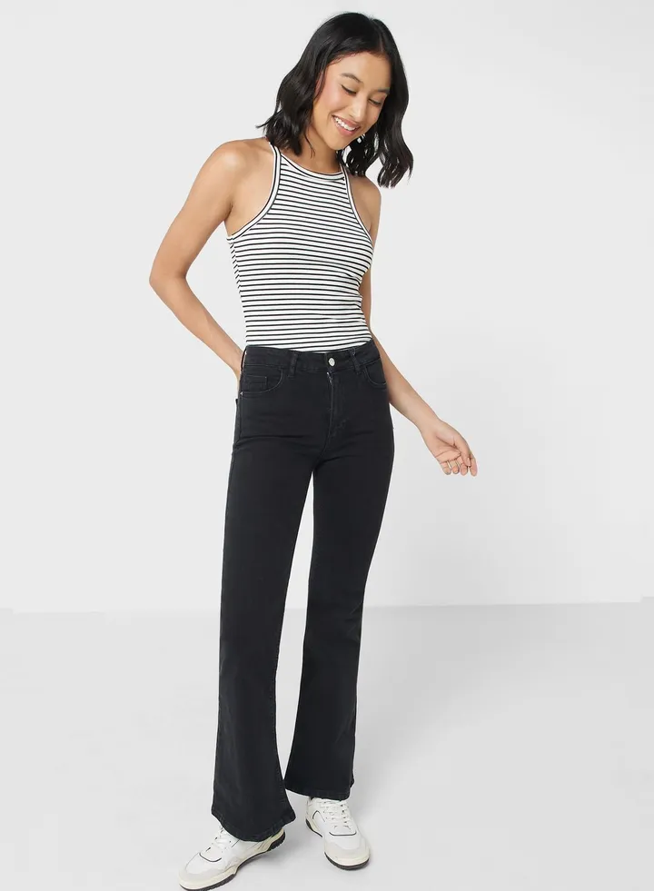 Woman Flare Fit Jeans