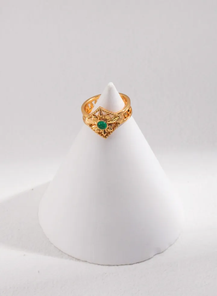 Gold emerald ring designed for women