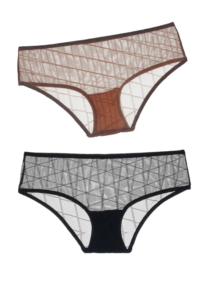 Comfortable Lace Hipster Black/ Brown