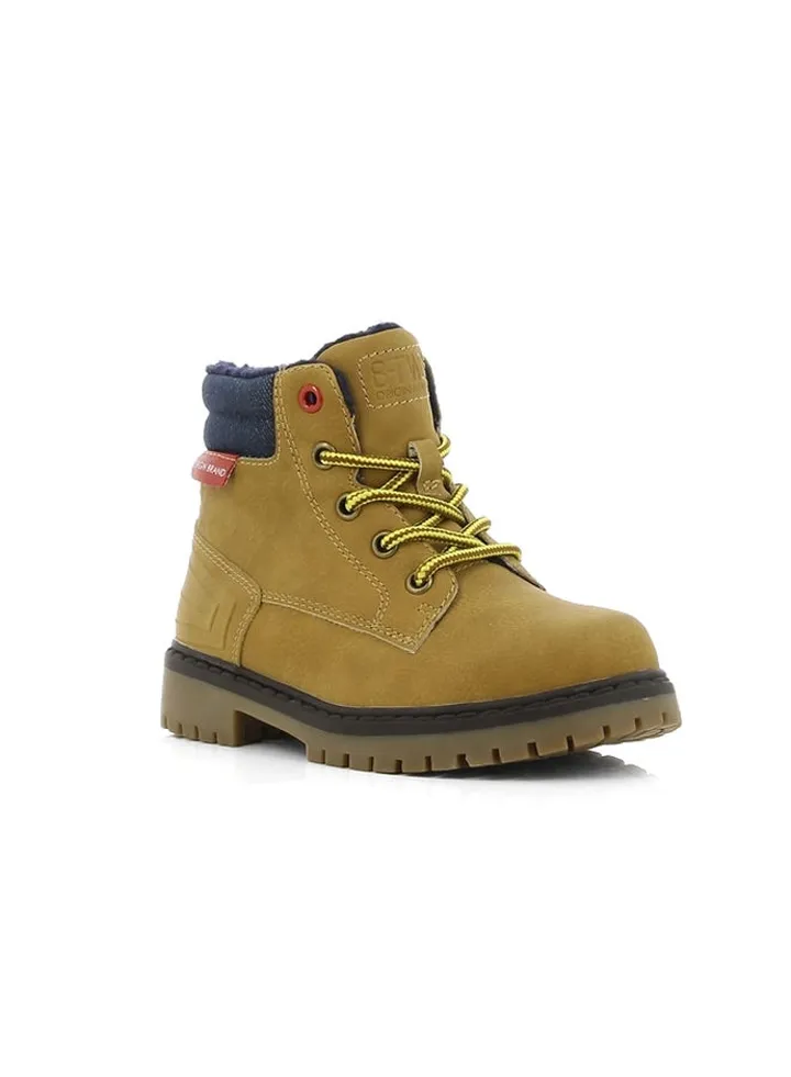 High Top Sneaker