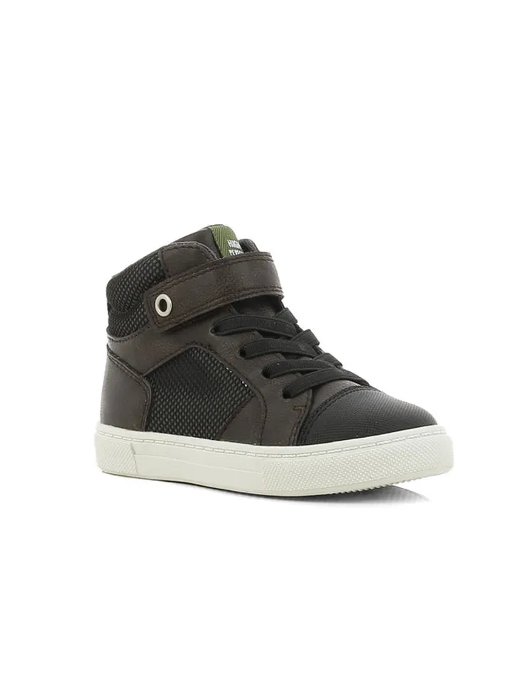 High Top Sneaker