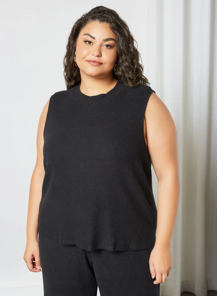 Plus Size Sleeveless Top Black