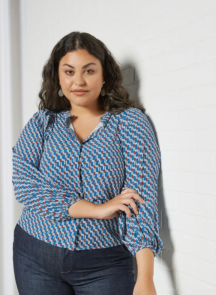 Plus Size Printed Blouse Blueblack