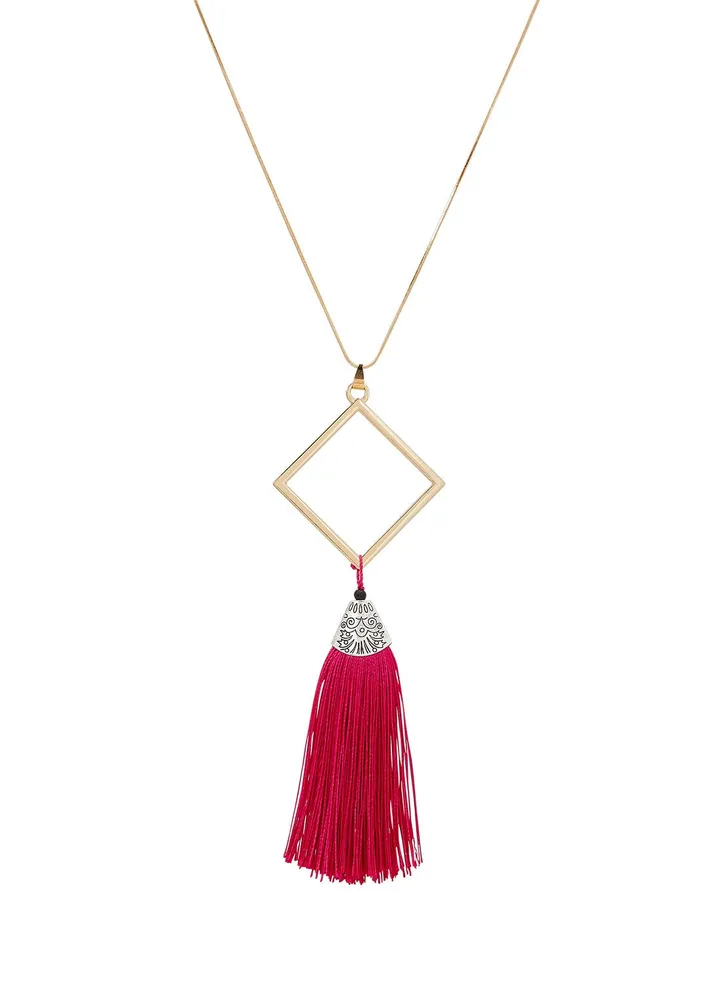 Exquisite Pendant Necklace