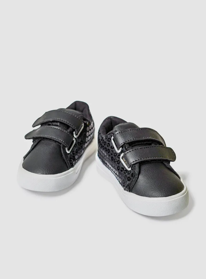 Casual Velcro Sneakers Black