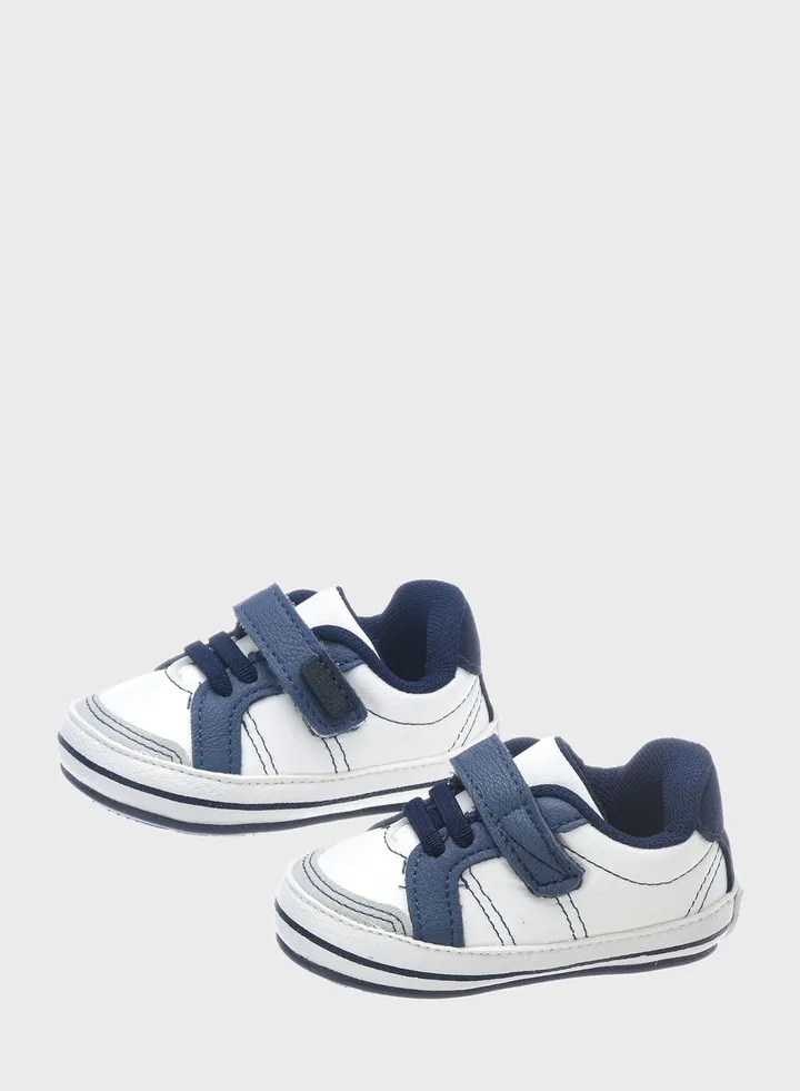 Kids Velcro Low Top Sneakers