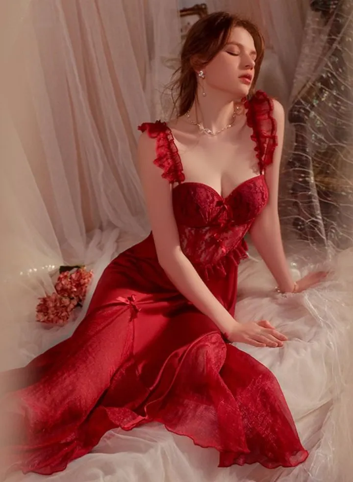 Mesh suspender nightgown